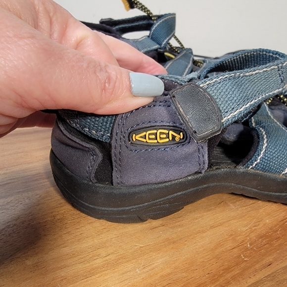 Keen Blue Sport Sandals Water Shoe Sport Sandals Summer Vacation Kids Size 2 - Picture 6 of 16